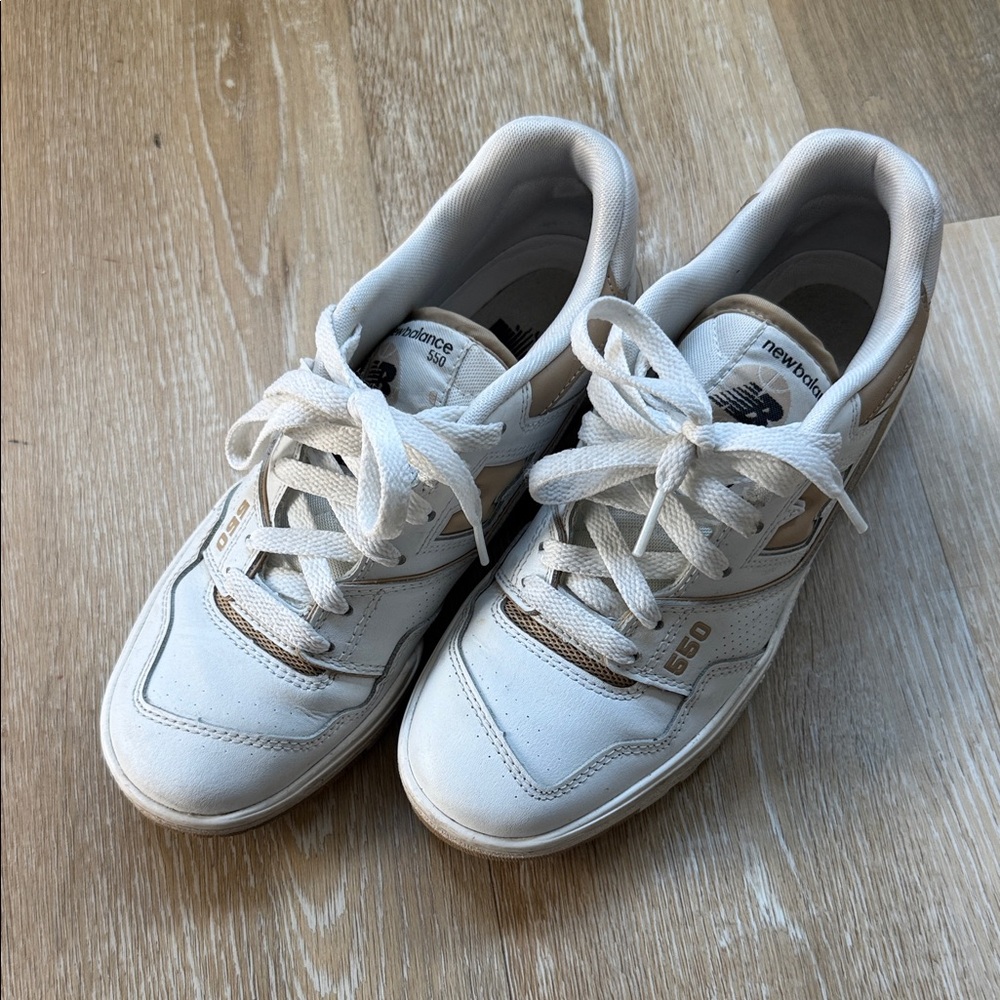 New Balance White and Tan Sneakers